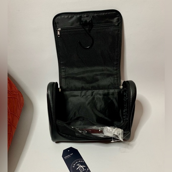 🍀 NWT Original Penguin Black Travel Grooming Toiletries Kit Case Bag🍀#PENGUIN - Picture 10 of 13